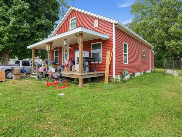 212 McNary Street , Campbellsville, KY 42718