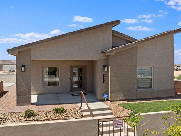 6034 Gilpin Drive SE, Albuquerque, NM 87106