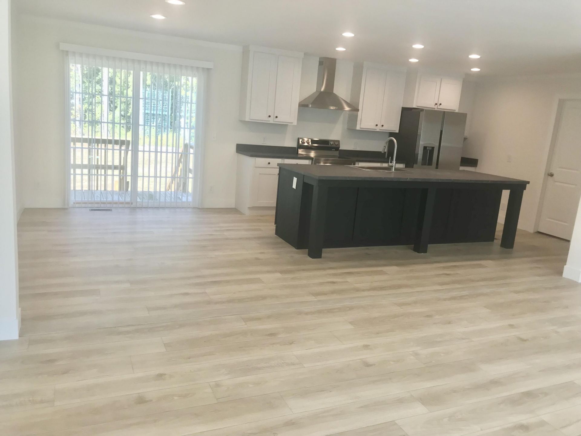 145 Upton Road Photo 12