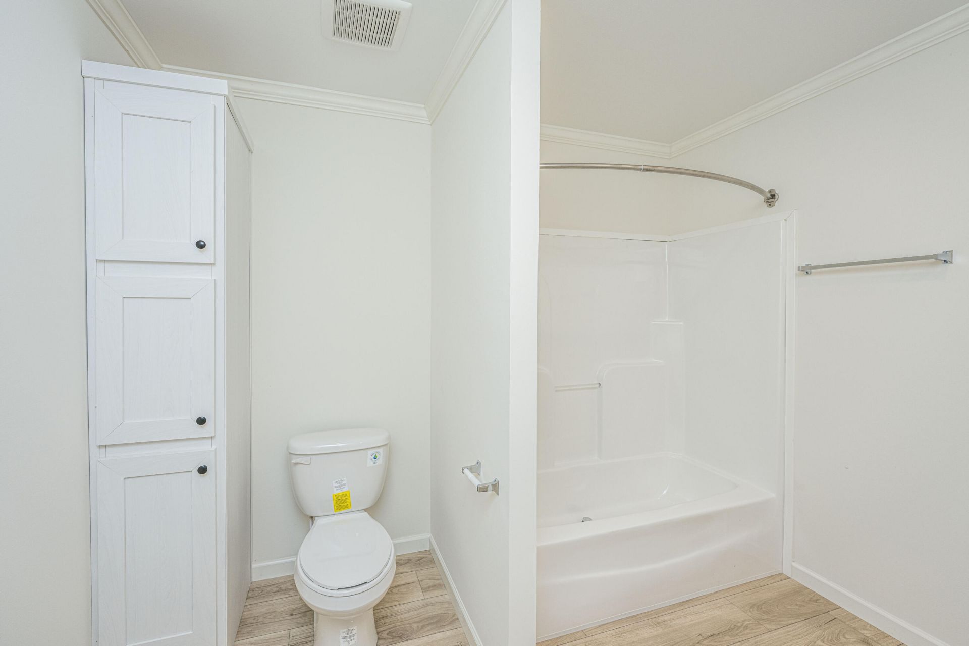 145 Upton Road Photo 34