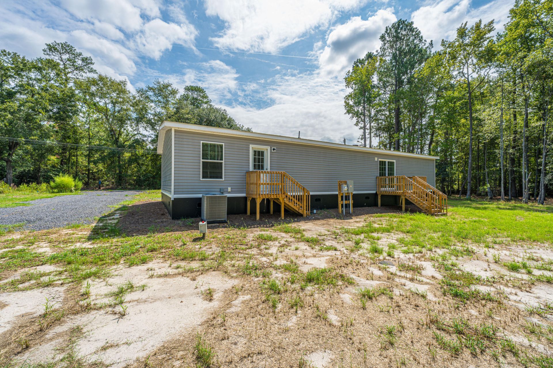 145 Upton Road Photo 37
