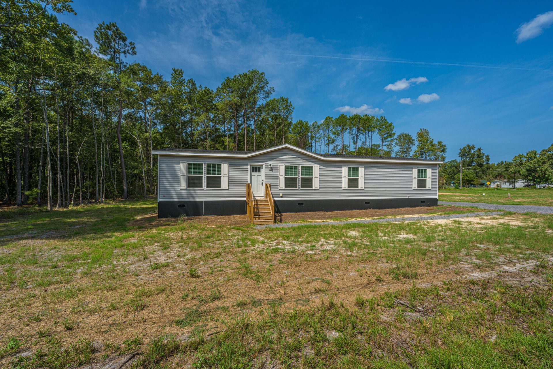 145 Upton Road Photo 4