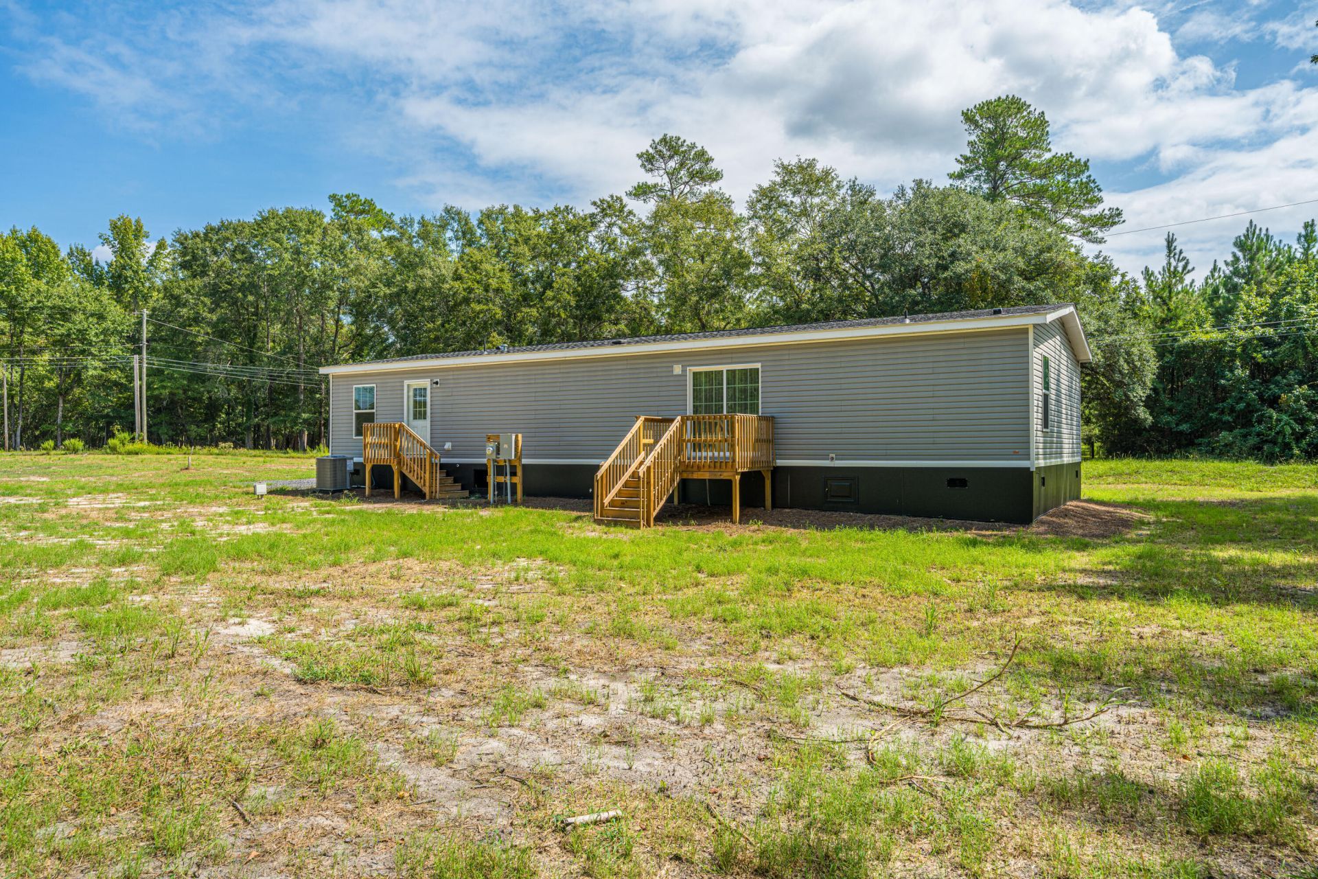145 Upton Road Photo 43