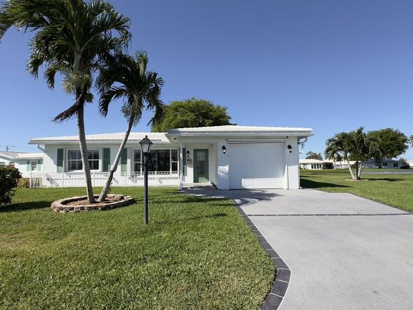 1108 W OCEAN Avenue, Boynton Beach, FL 33426