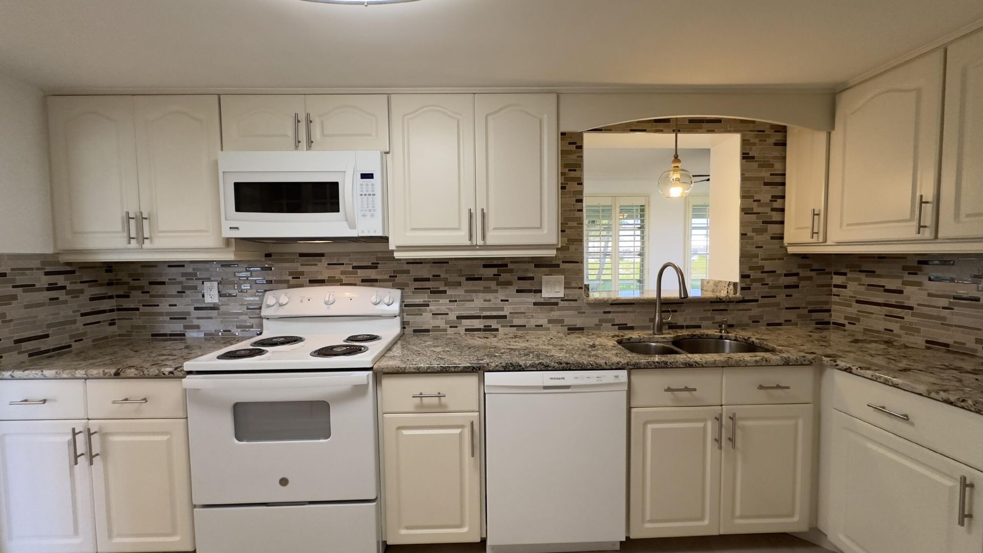 1108 W Ocean Avenue, Boynton Beach, FL 33426 Photo