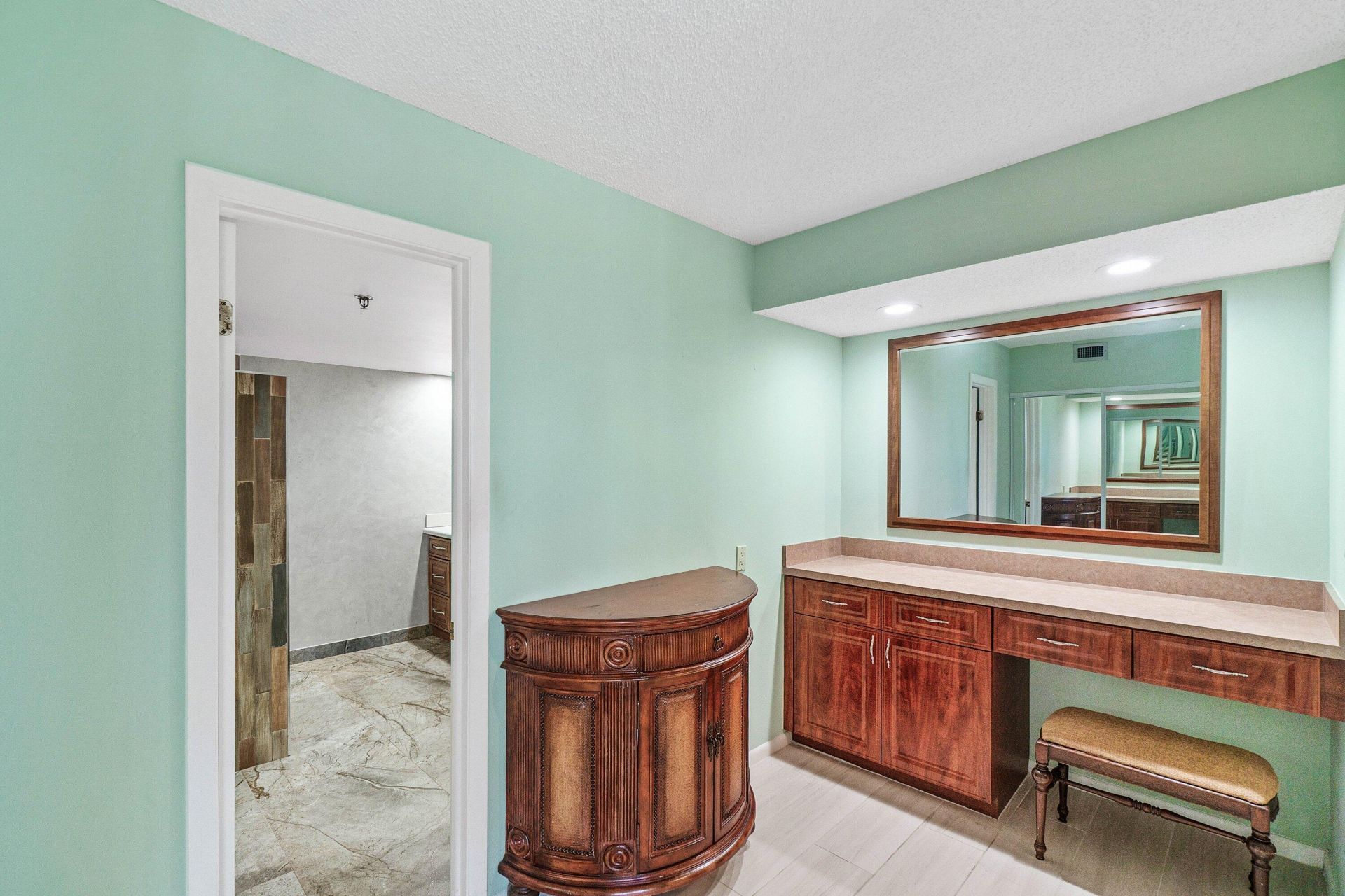 7202 Promenade Drive, Unit 401, Boca Raton, FL 33433 Photo