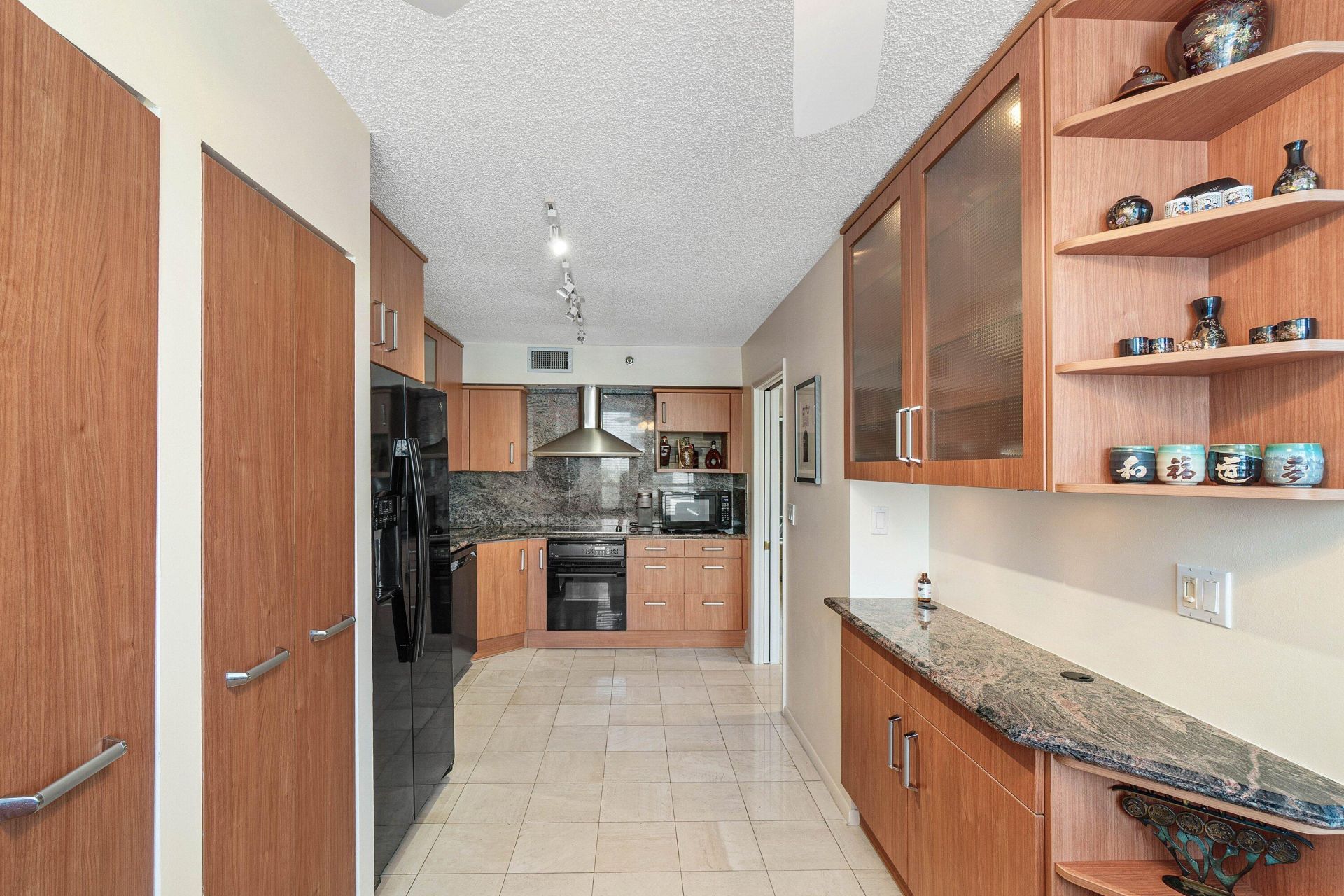 7202 Promenade Drive, Unit 401, Boca Raton, FL 33433 Photo