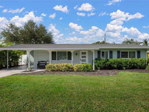 2828 GULF GATE DRIVE , SARASOTA, FL 34231