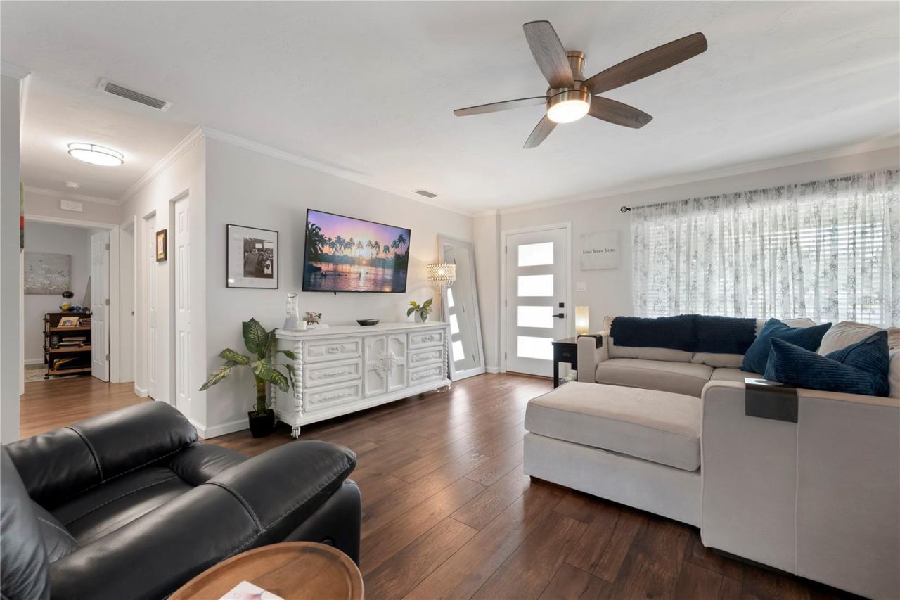 2828 Gulf Gate Drive, Sarasota, FL 34231 Photo