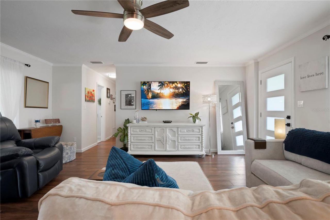 2828 Gulf Gate Drive, Sarasota, FL 34231 Photo