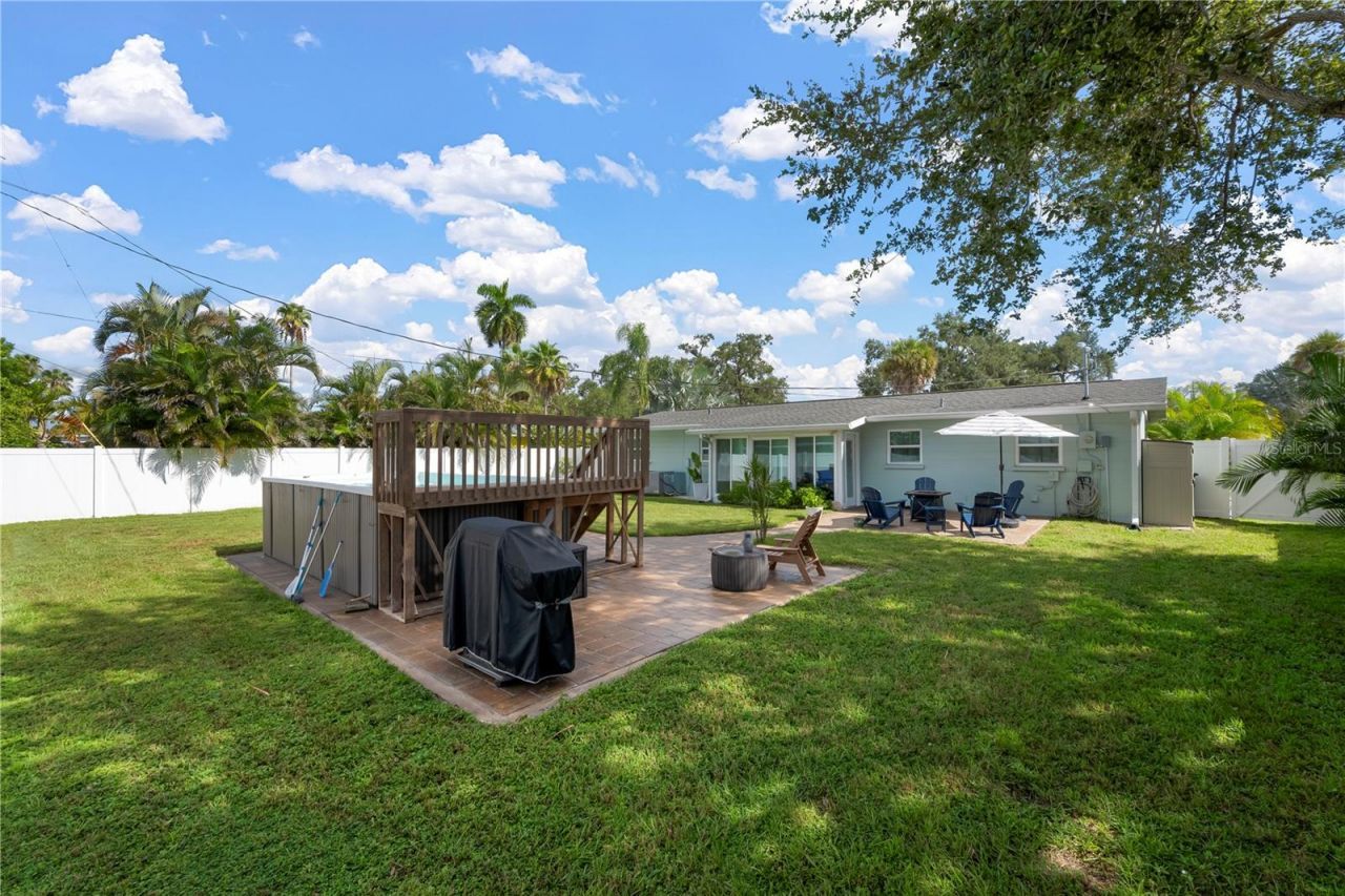 2828 Gulf Gate Drive, Sarasota, FL 34231 Photo