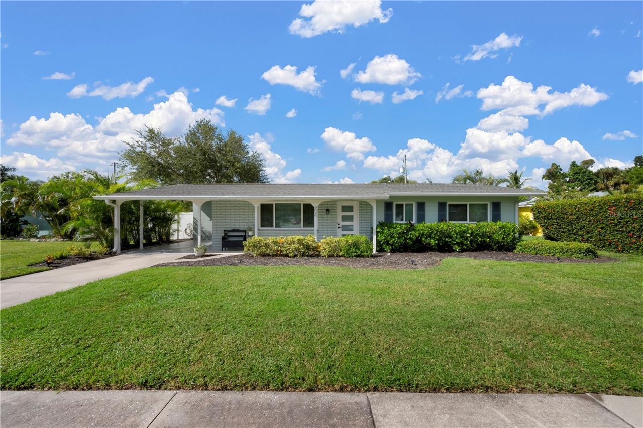2828 Gulf Gate Drive, Sarasota, FL 34231 Photo