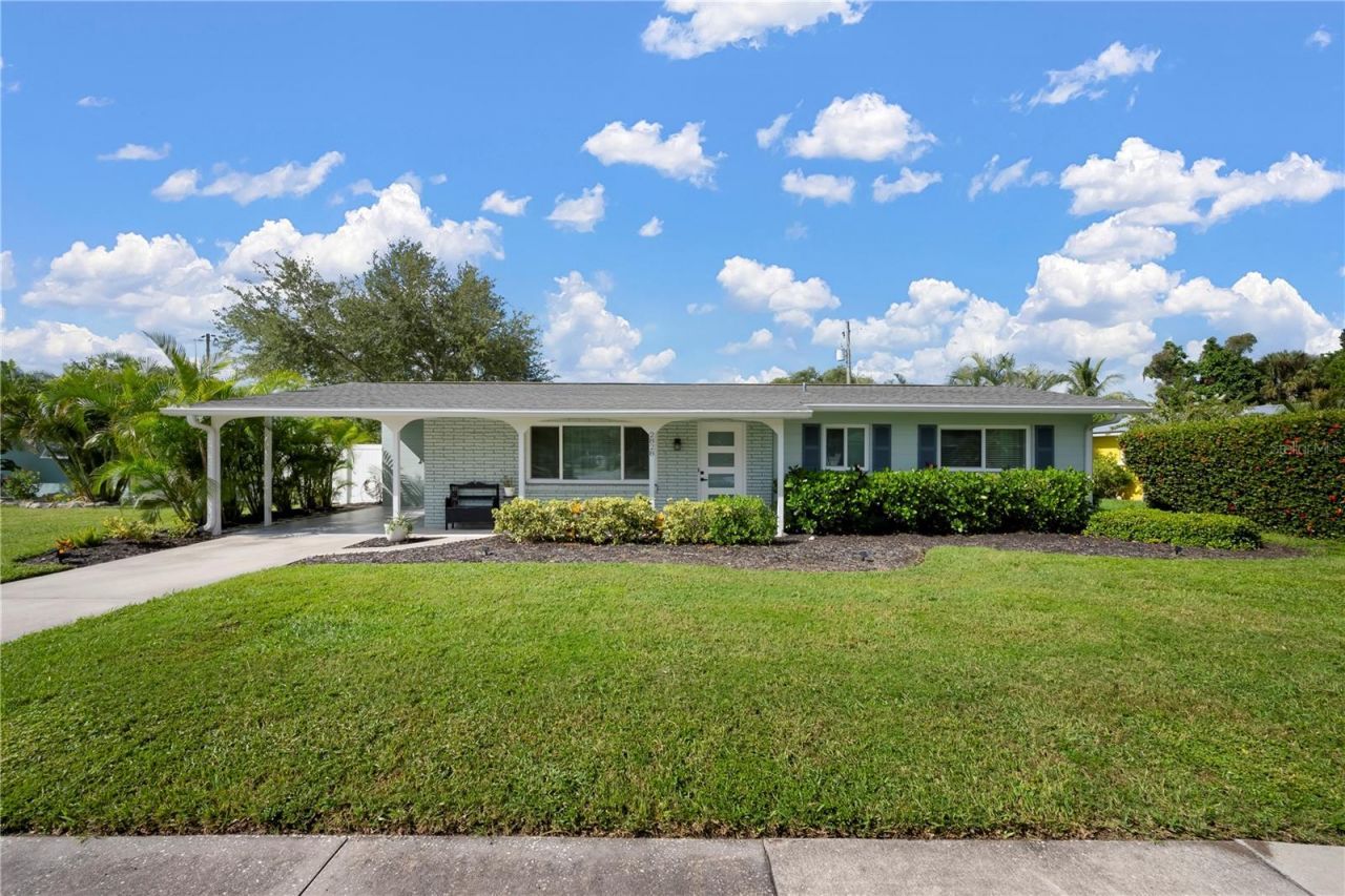 2828 Gulf Gate Drive, Sarasota, FL 34231 Photo