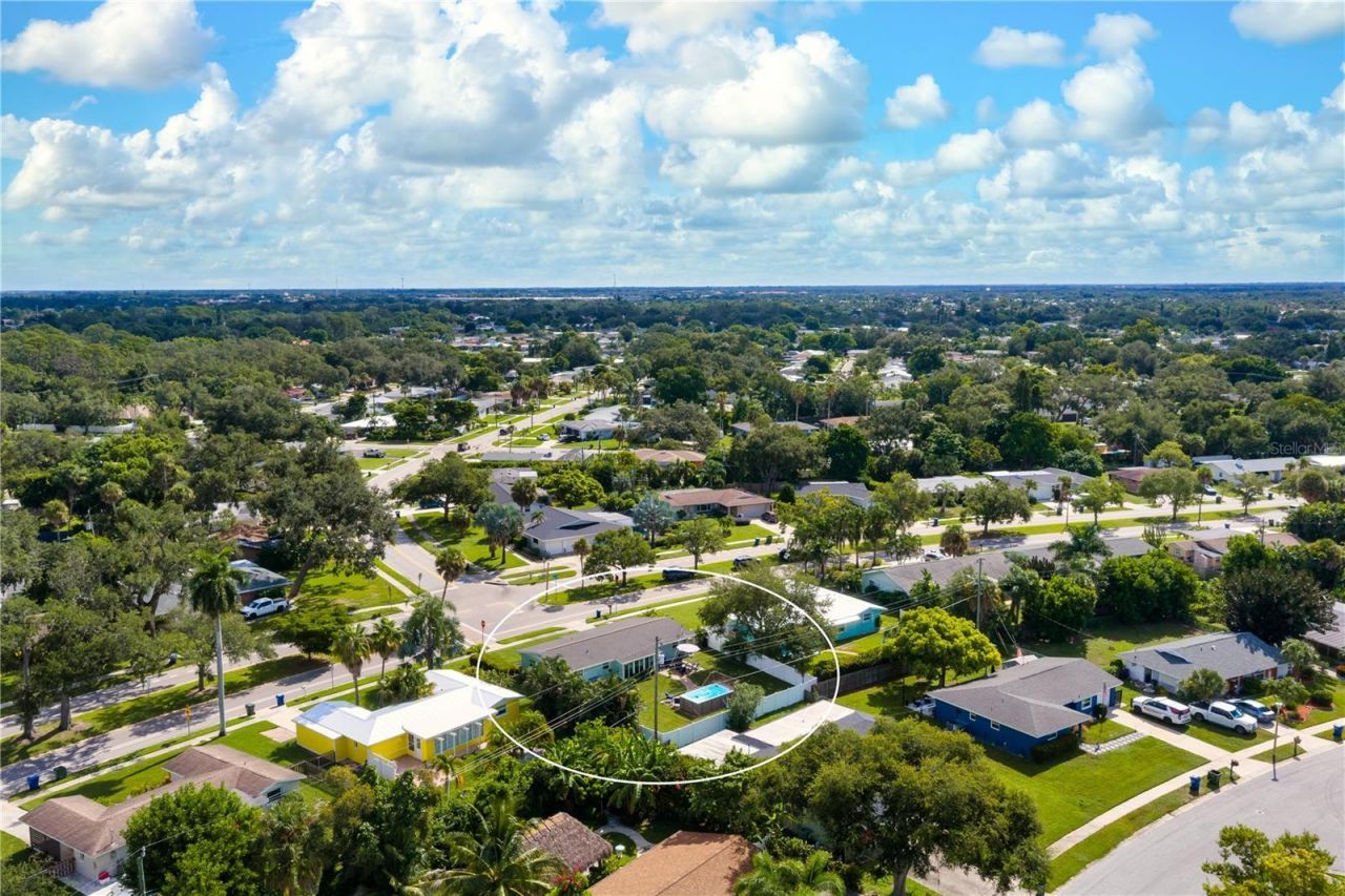2828 Gulf Gate Drive, Sarasota, FL 34231 Photo