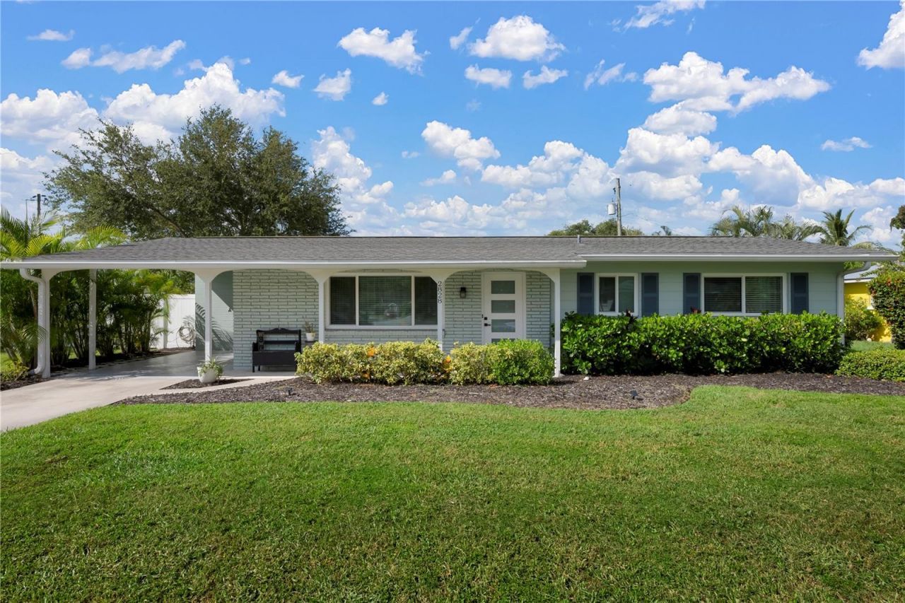 2828 Gulf Gate Drive, Sarasota, FL 34231 Photo