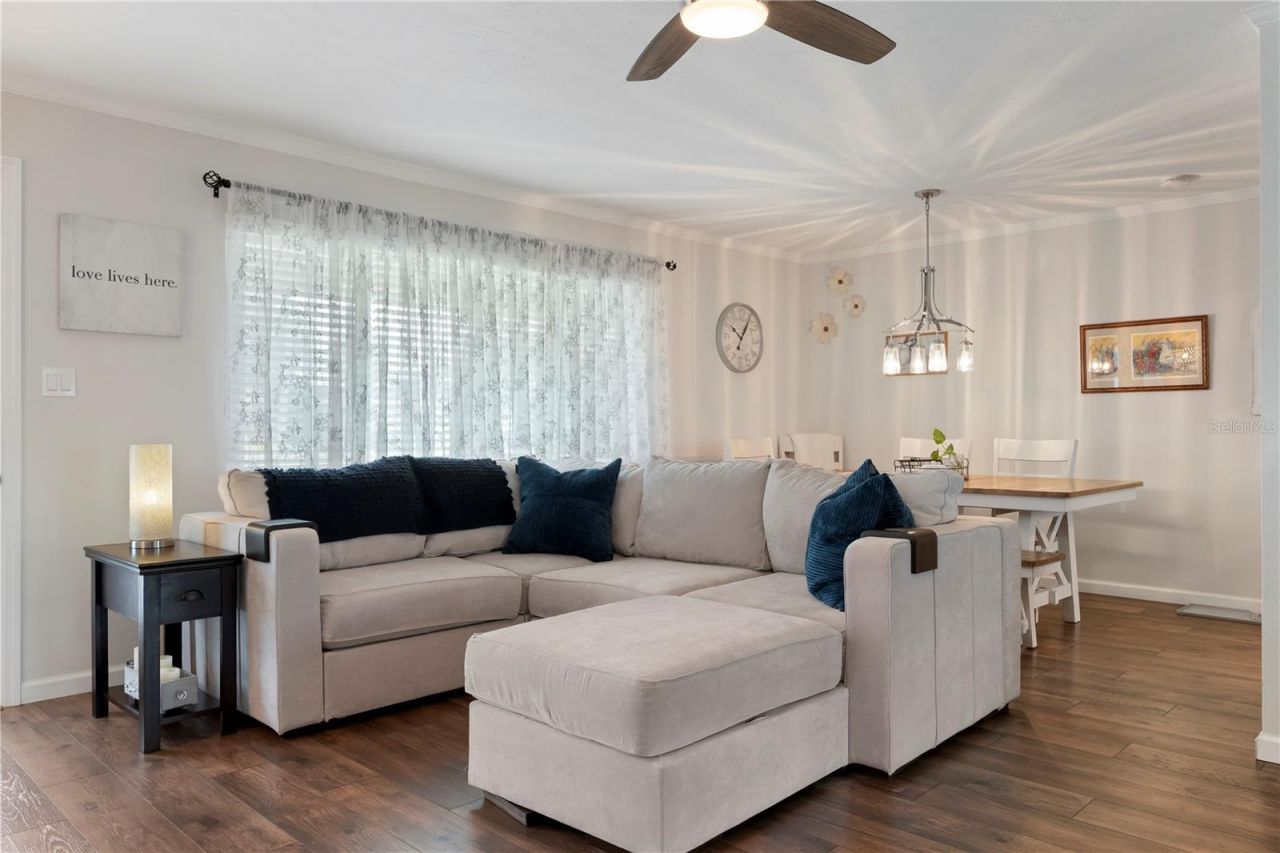 2828 Gulf Gate Drive, Sarasota, FL 34231 Photo