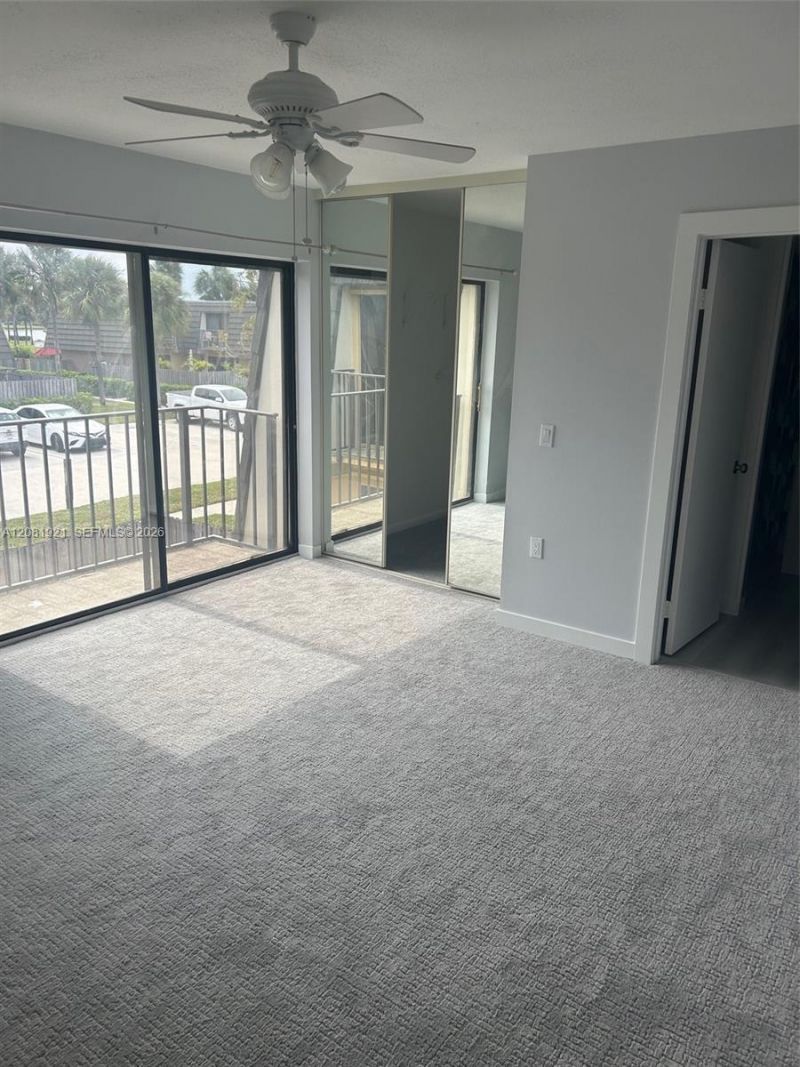 603 6th Way , Unit 603, West Palm Beach, FL 33407 Photo