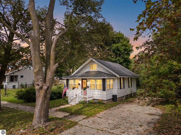 123 Powers Street, Cadillac, MI 49601