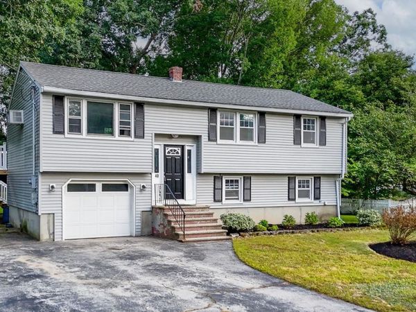 40 Lou Avenue, Salem, NH 03079