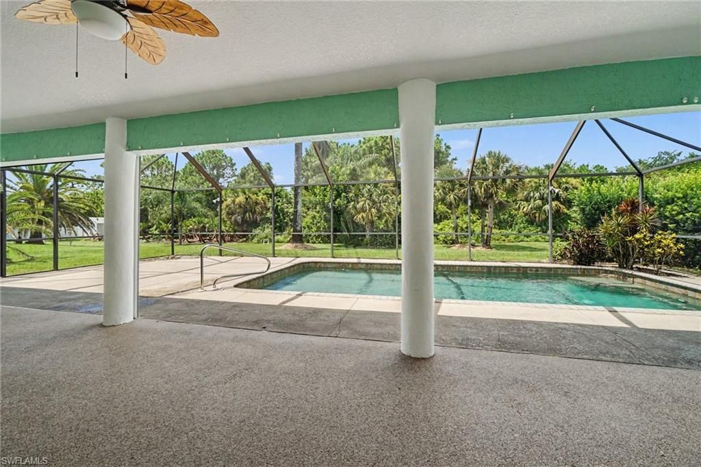 405 Poinsettia Ave , Lehigh Acres, FL 33972 Photo