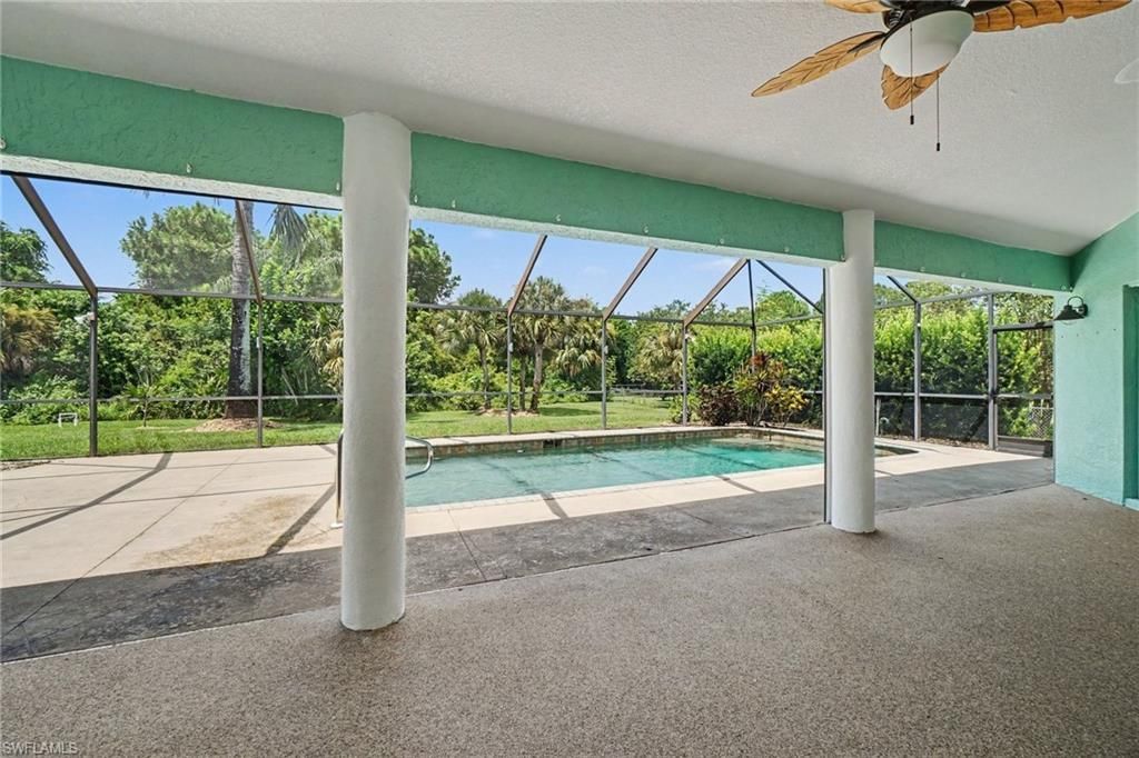 405 Poinsettia Ave , Lehigh Acres, FL 33972 Photo