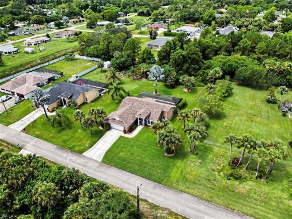 405 Poinsettia Ave , Lehigh Acres, FL 33972 Photo