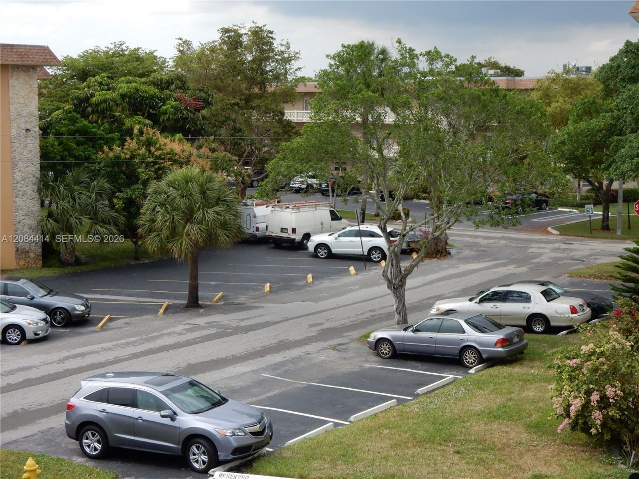 5051 W Oakland Park Blvd , Unit 302, Lauderdale Lakes, FL 33313 Photo