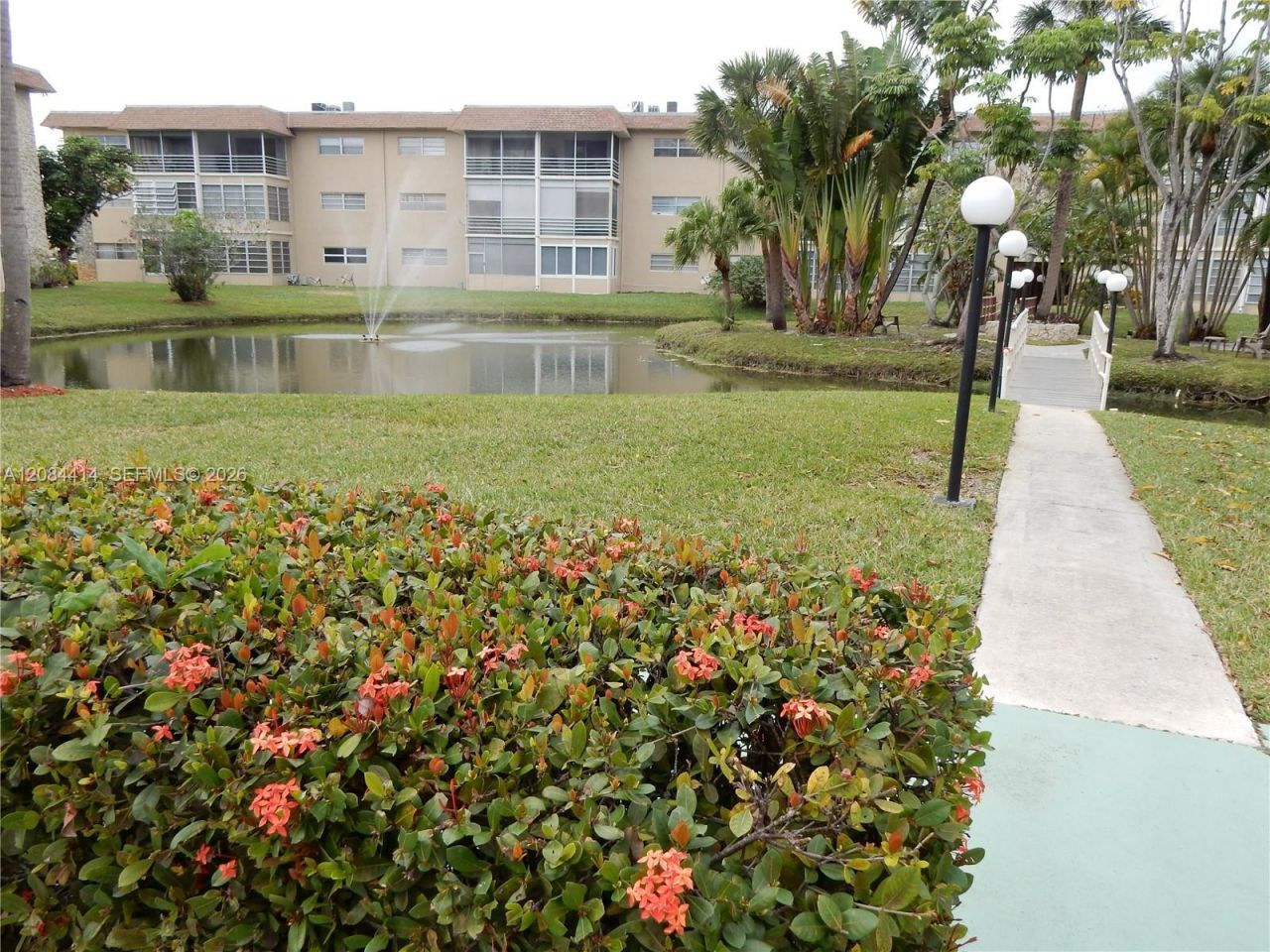 5051 W Oakland Park Blvd , Unit 302, Lauderdale Lakes, FL 33313 Photo