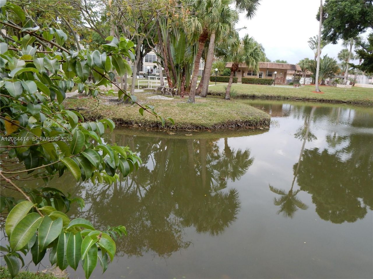 5051 W Oakland Park Blvd , Unit 302, Lauderdale Lakes, FL 33313 Photo
