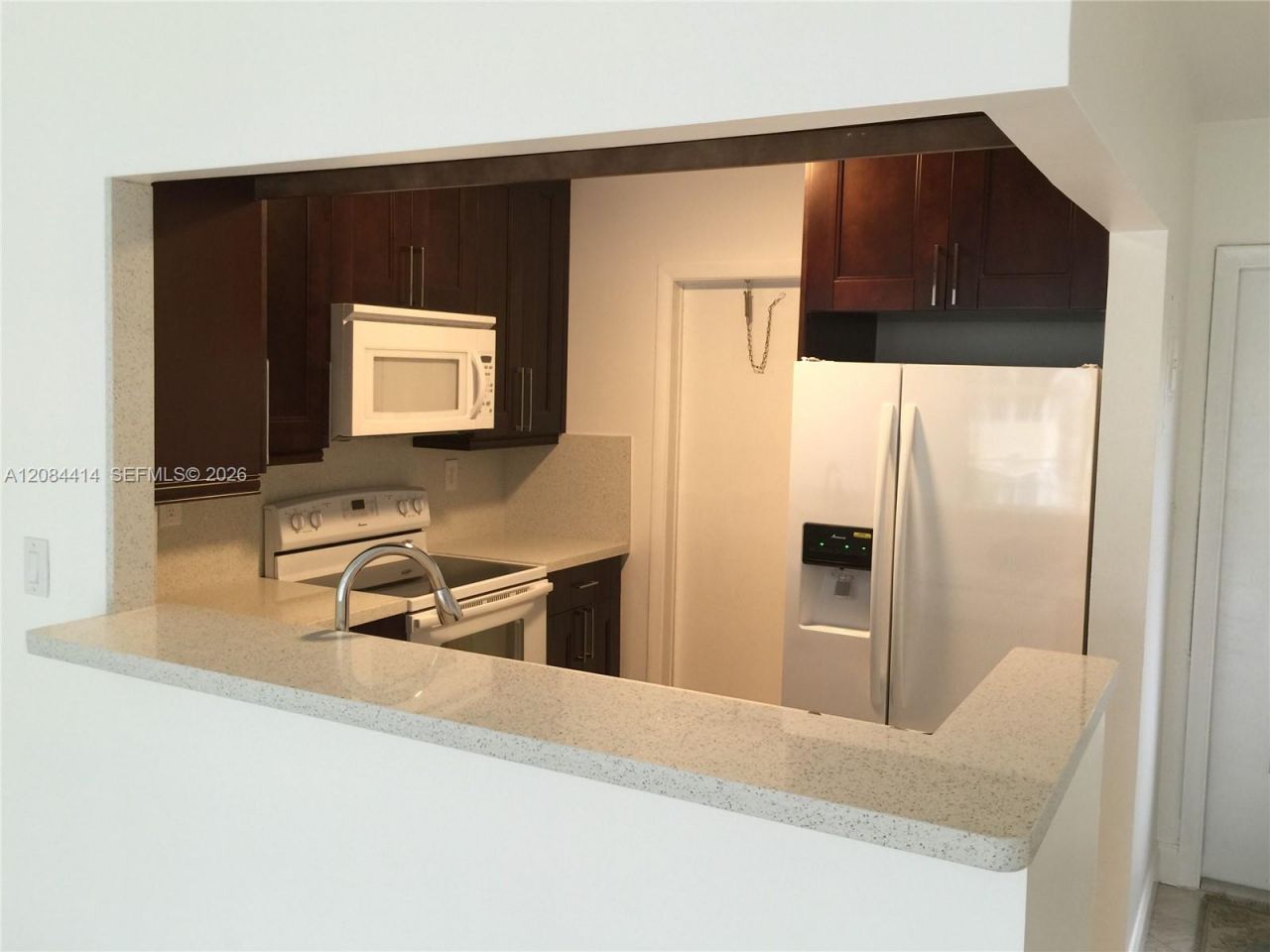 5051 W Oakland Park Blvd , Unit 302, Lauderdale Lakes, FL 33313 Photo
