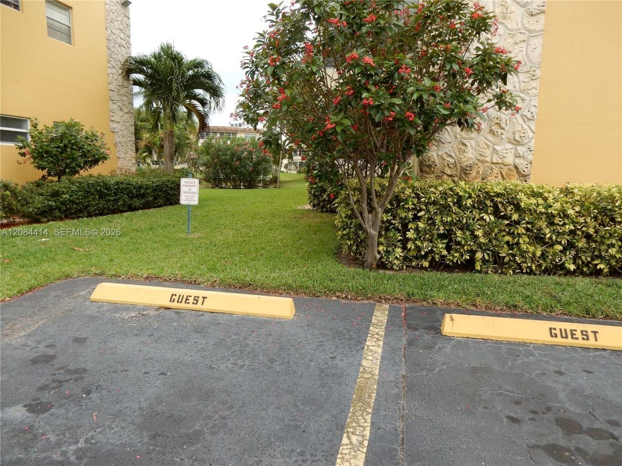 5051 W Oakland Park Blvd , Unit 302, Lauderdale Lakes, FL 33313 Photo