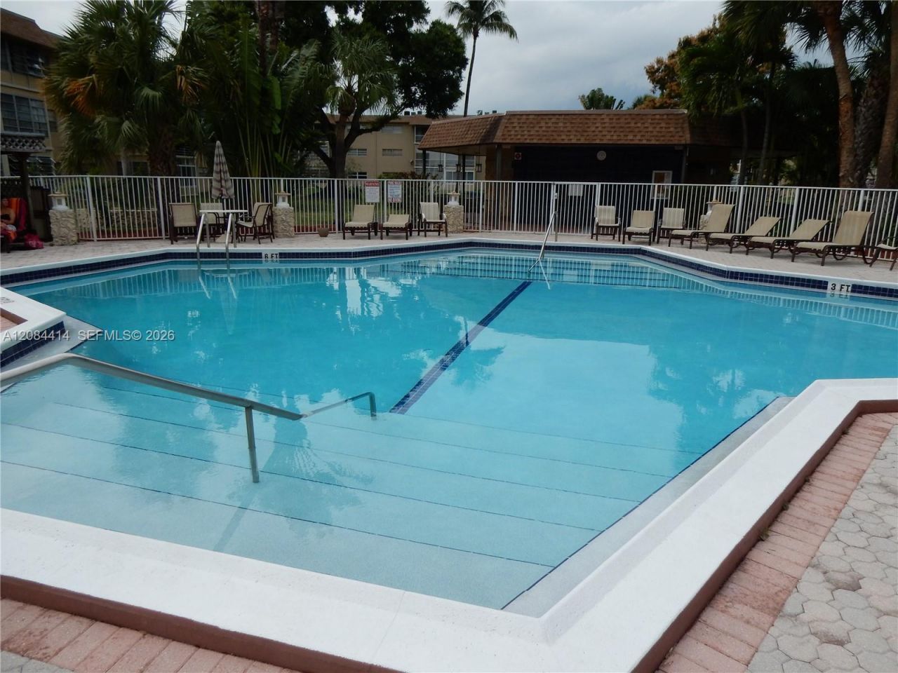 5051 W Oakland Park Blvd , Unit 302, Lauderdale Lakes, FL 33313 Photo