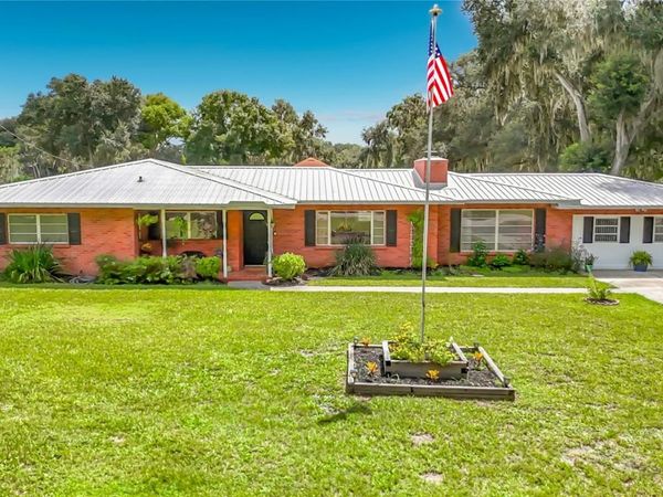1644 W SOCRUM LOOP ROAD , LAKELAND, FL 33810