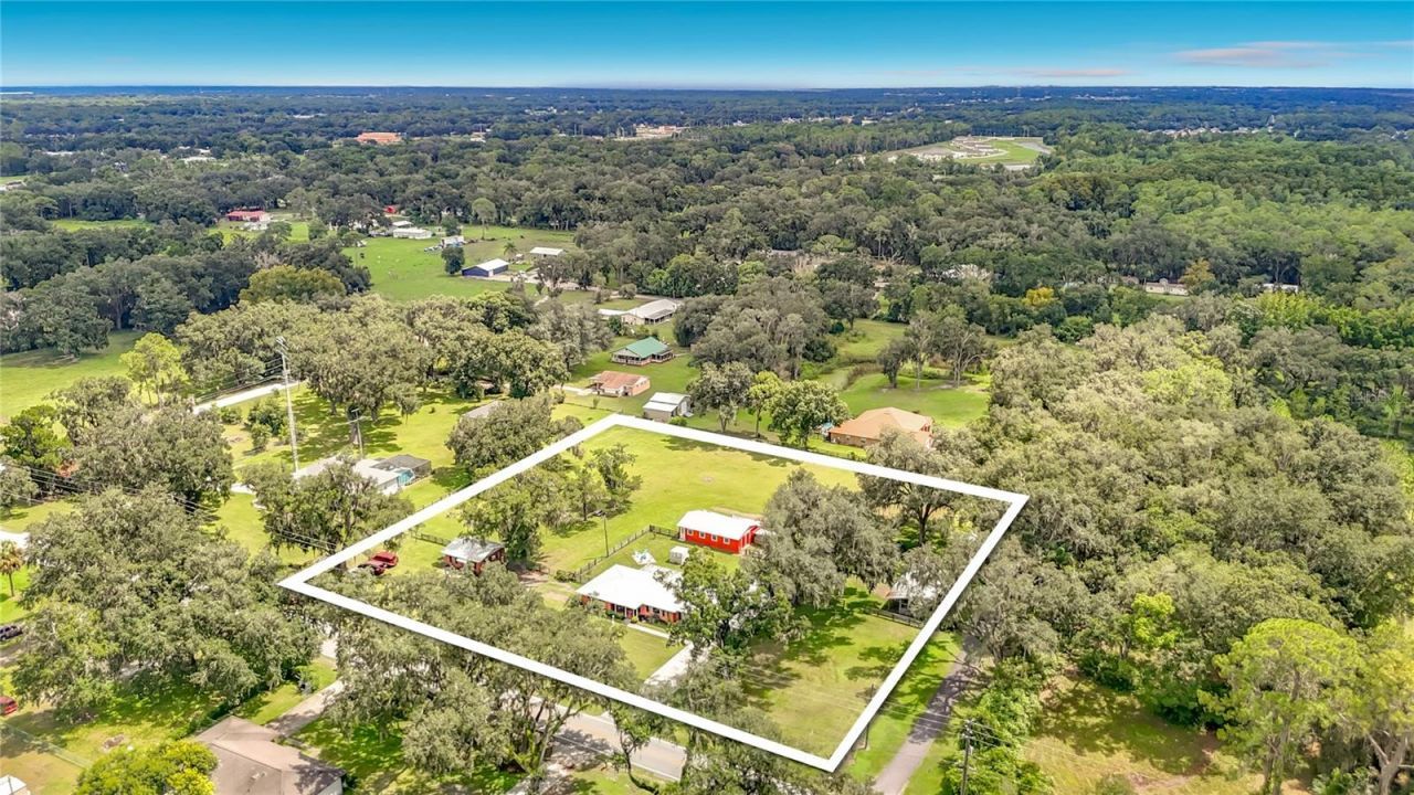 1644 W Socrum Loop Road, Lakeland, FL 33810 Photo