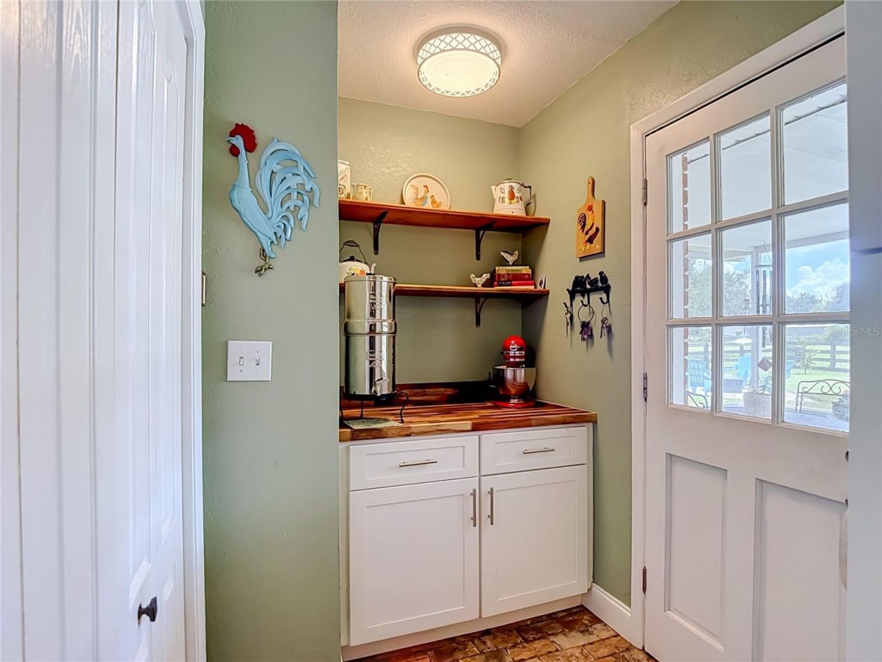 1644 W Socrum Loop Road, Lakeland, FL 33810 Photo