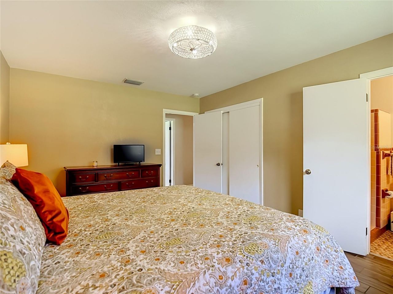 1644 W Socrum Loop Road, Lakeland, FL 33810 Photo