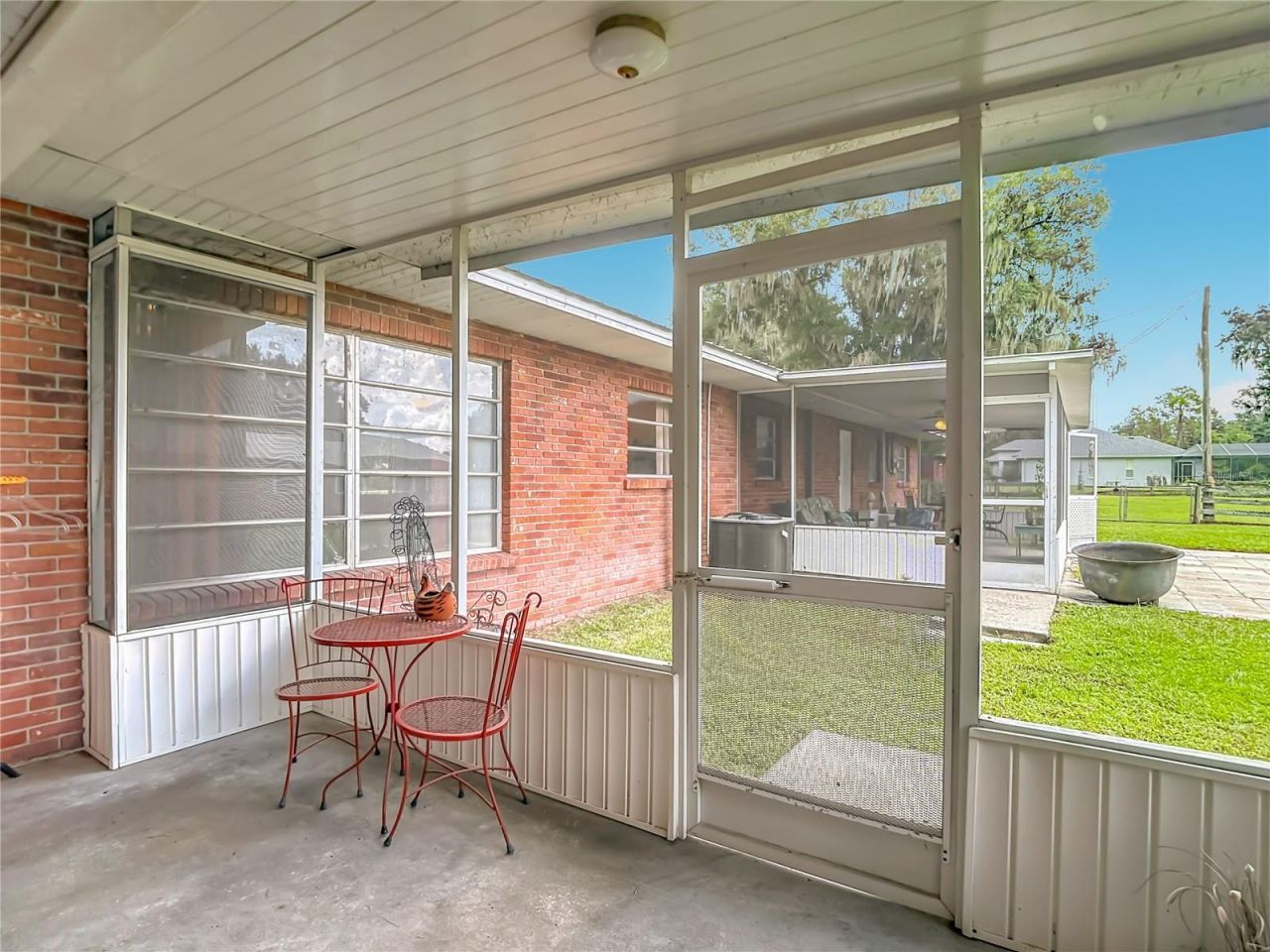 1644 W Socrum Loop Road, Lakeland, FL 33810 Photo