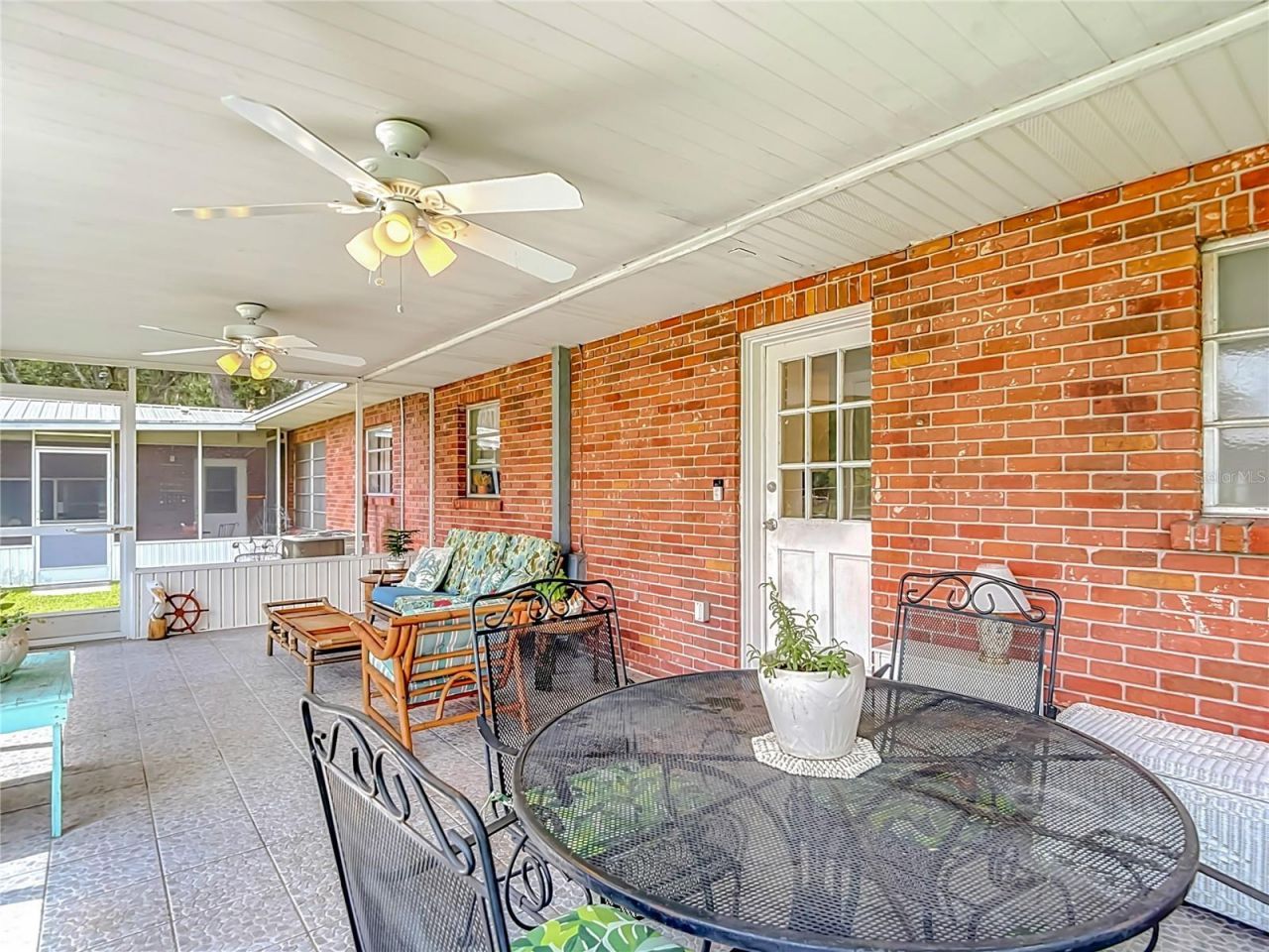 1644 W Socrum Loop Road, Lakeland, FL 33810 Photo