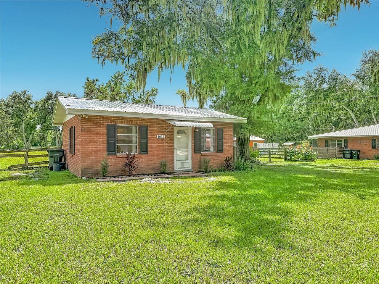 1644 W Socrum Loop Road, Lakeland, FL 33810 Photo