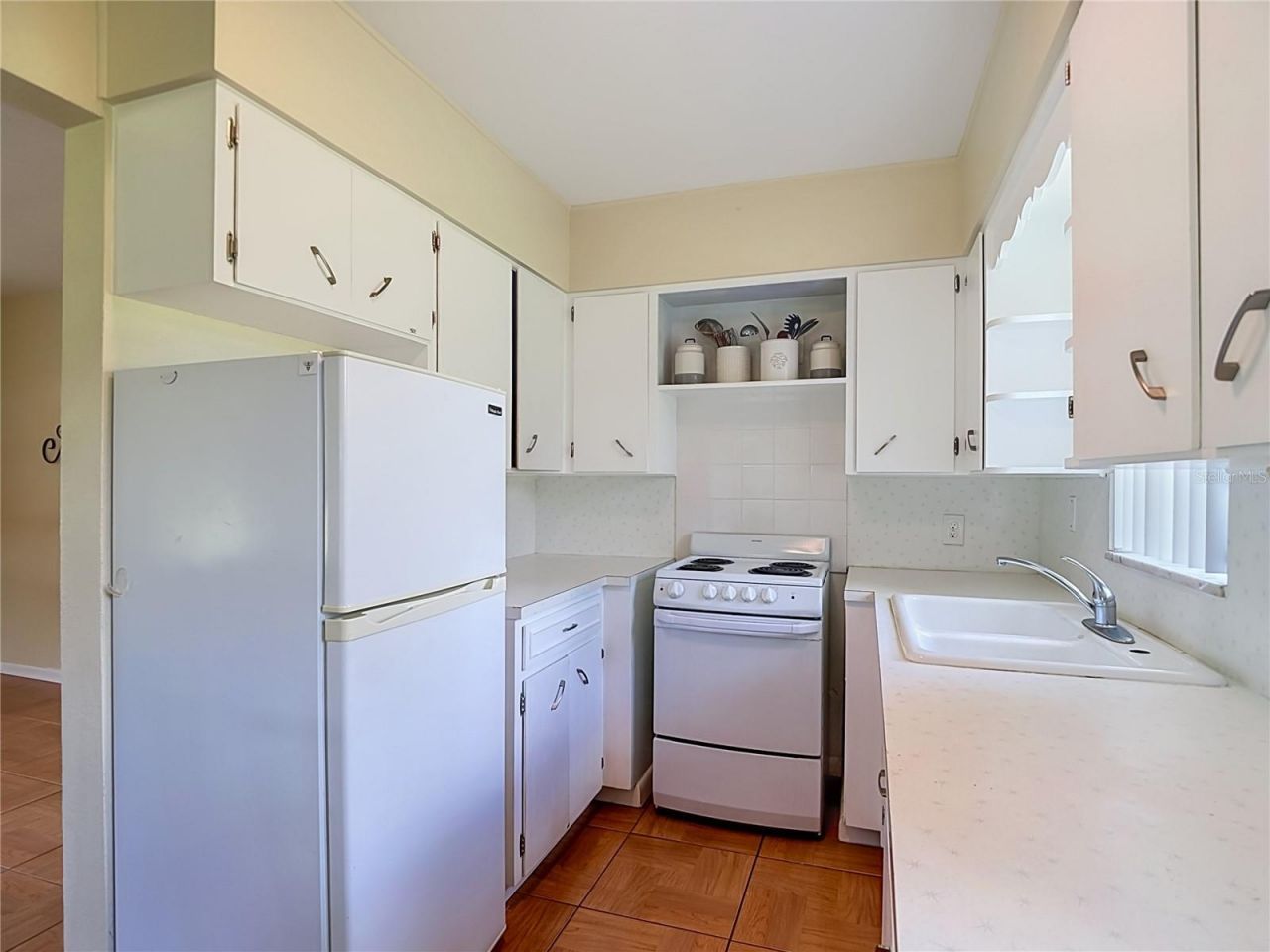1644 W Socrum Loop Road, Lakeland, FL 33810 Photo