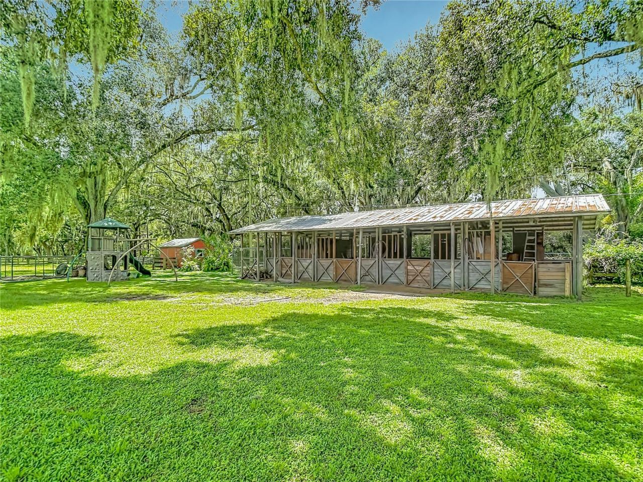 1644 W Socrum Loop Road, Lakeland, FL 33810 Photo