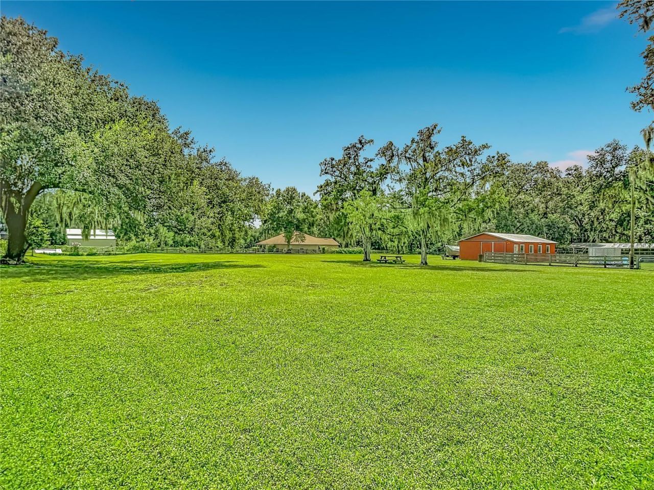1644 W Socrum Loop Road, Lakeland, FL 33810 Photo
