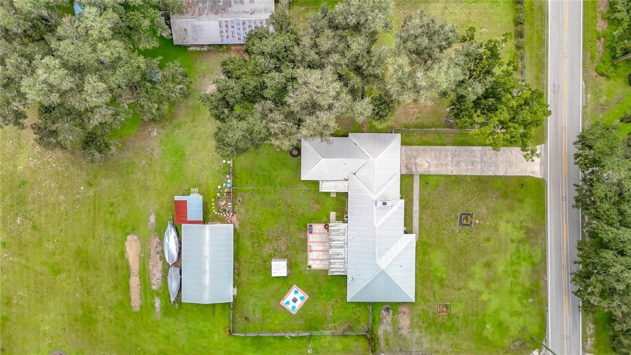 1644 W Socrum Loop Road, Lakeland, FL 33810 Photo