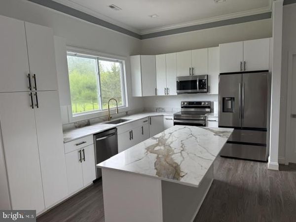 7208 WOLF RUN SHOALS ROAD , FAIRFAX STATION, VA 22039