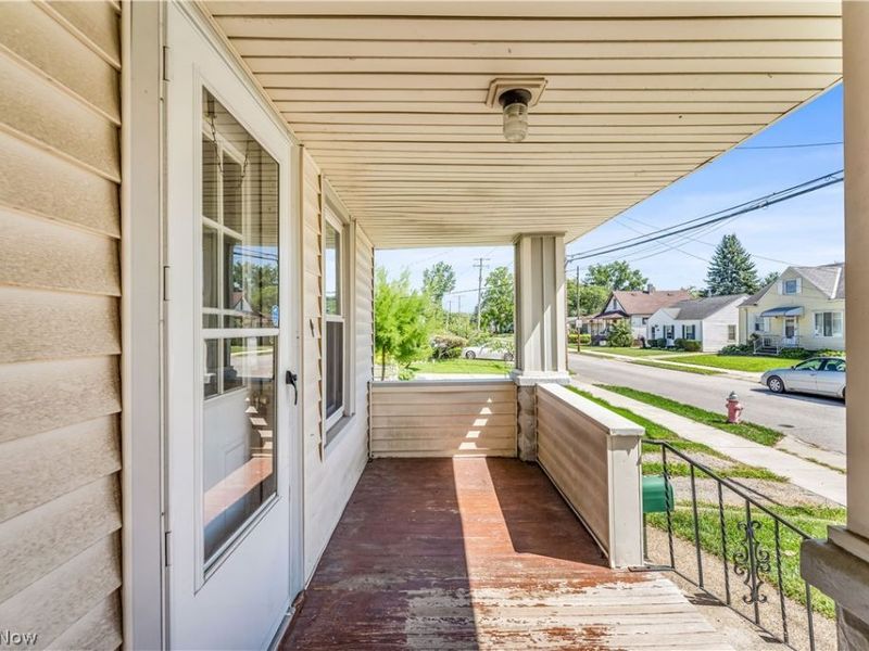 12520 Carrington Avenue, Cleveland, OH 44135 Photo 3