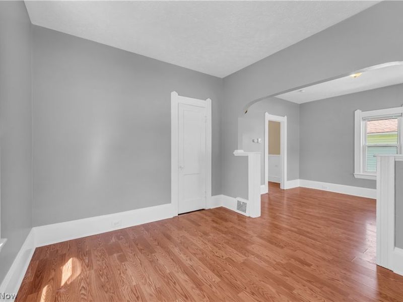 12520 Carrington Avenue, Cleveland, OH 44135 Photo 5