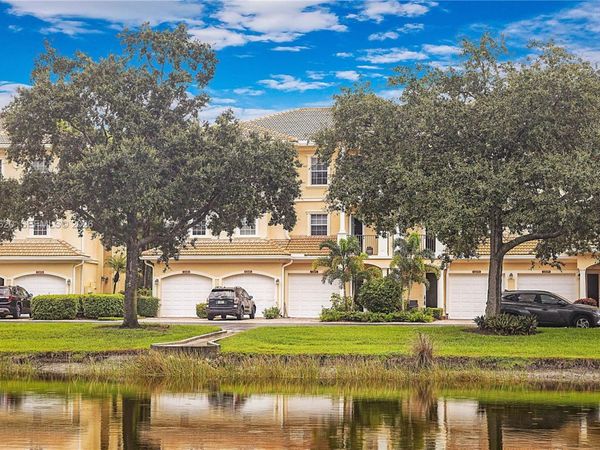 12683 SE Old Cypress Dr, Unit 902, Hobe Sound, FL 33455