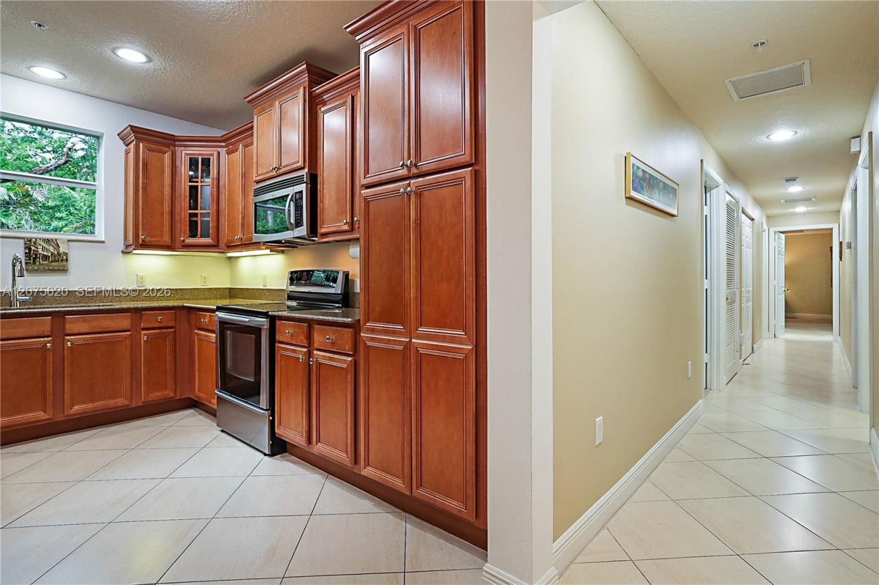 12683 SE Old Cypress Dr, Unit 902, Hobe Sound, FL 33455 Photo