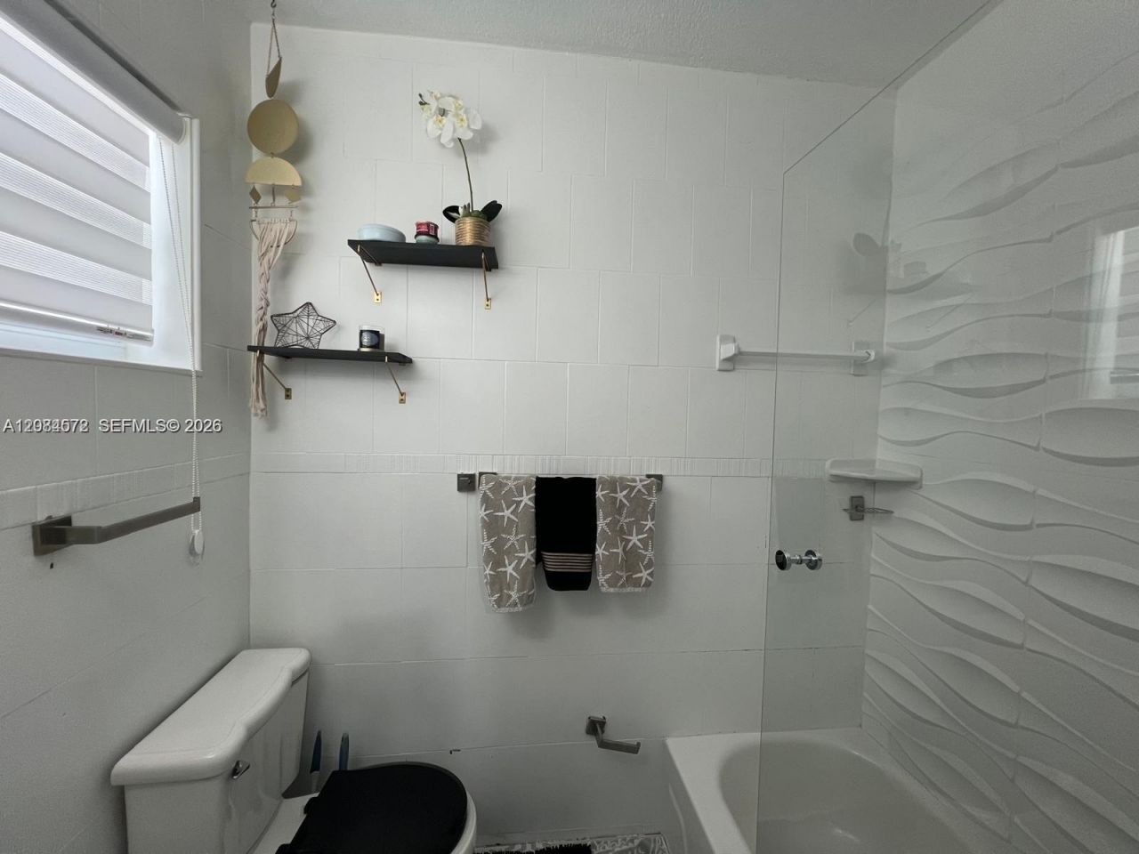 1430 NE 149th St , Unit #B, Miami, FL 33161 Photo