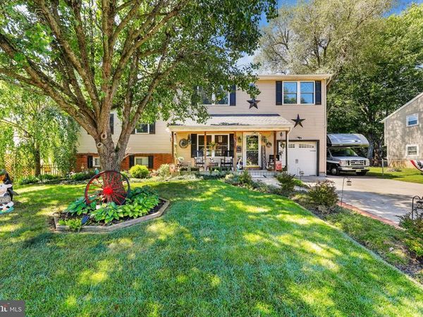 36 MANCHESTER AVENUE, MARLTON, NJ 08053